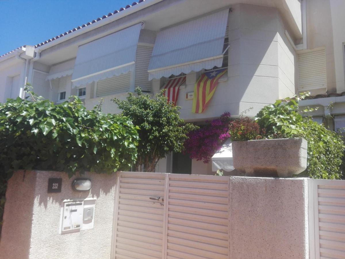 Apartament Agradable Y Familiar Premiá de Mar Zewnętrze zdjęcie